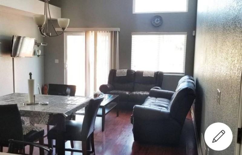 2513 South Genoa Street - Photo 3 of 6