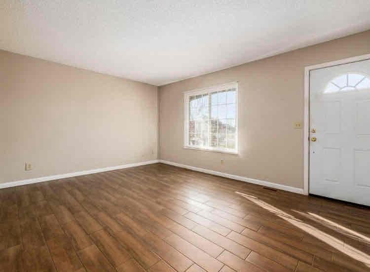 5676 Dorsey Dr - Photo 4 of 18