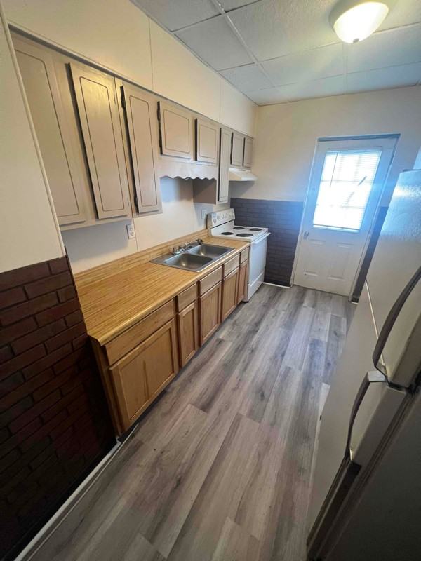 43 N 4th St - Photo 2 of 9