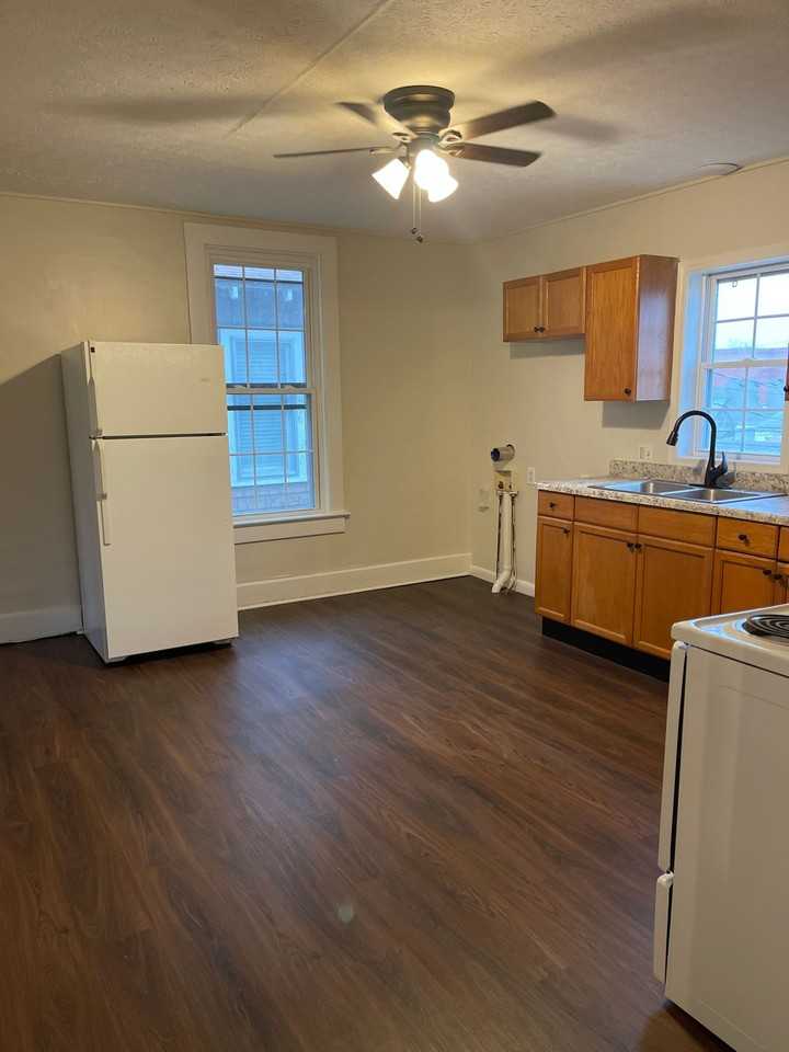 E. 14th St., 310 - Photo 2 of 13