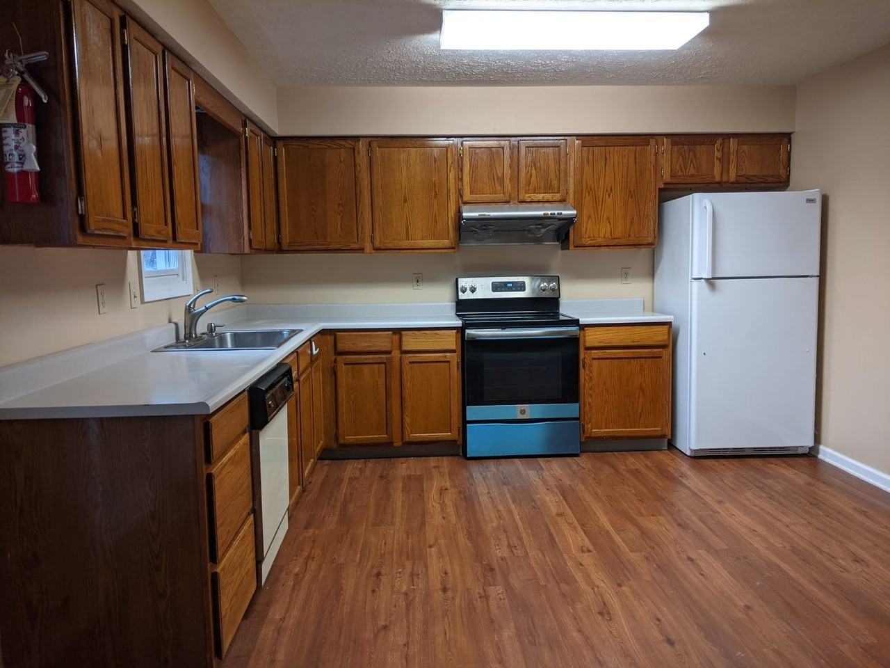 426 W Northlane Dr - Photo 3 of 15