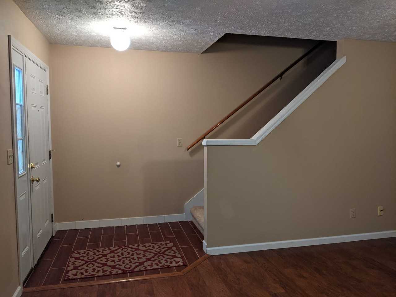 426 W Northlane Dr - Photo 4 of 15