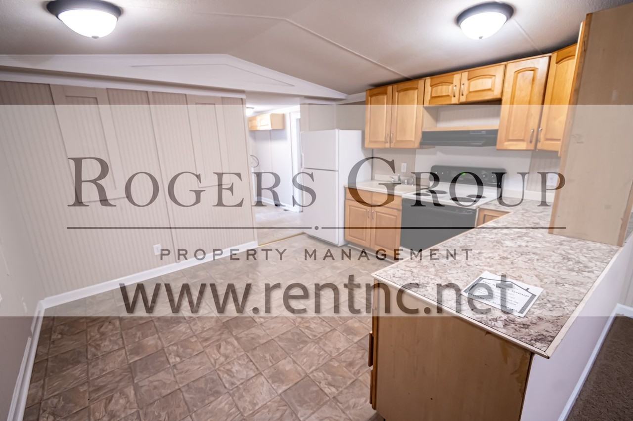 4 Country Ln - Photo 2 of 8