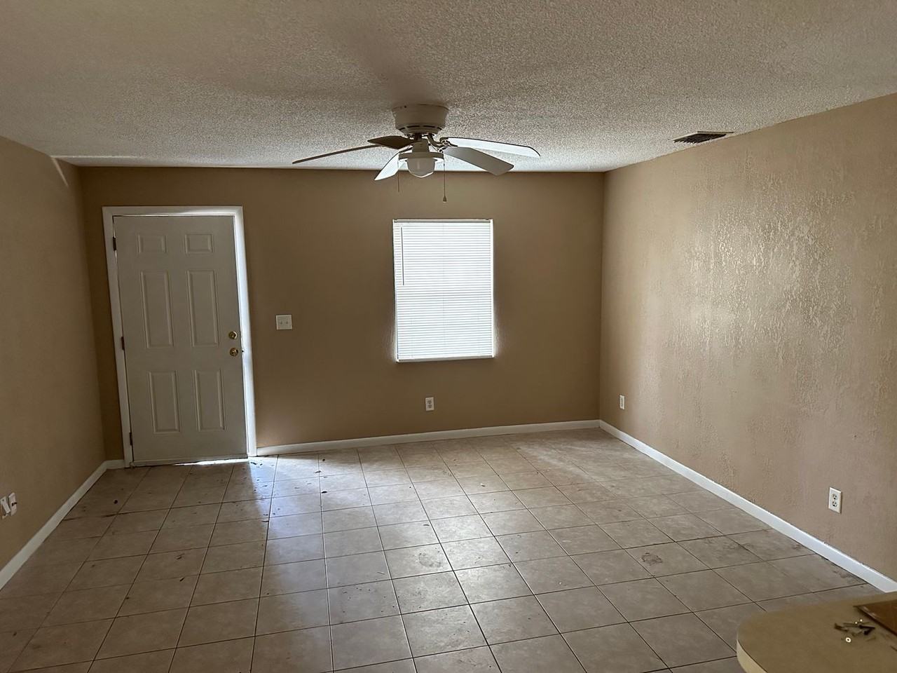 4922 4th St - Photo 2 of 8