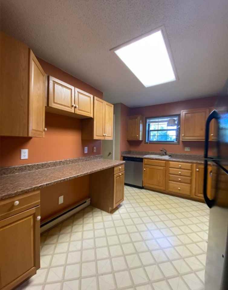 206A Homestead Ln - Photo 3 of 12