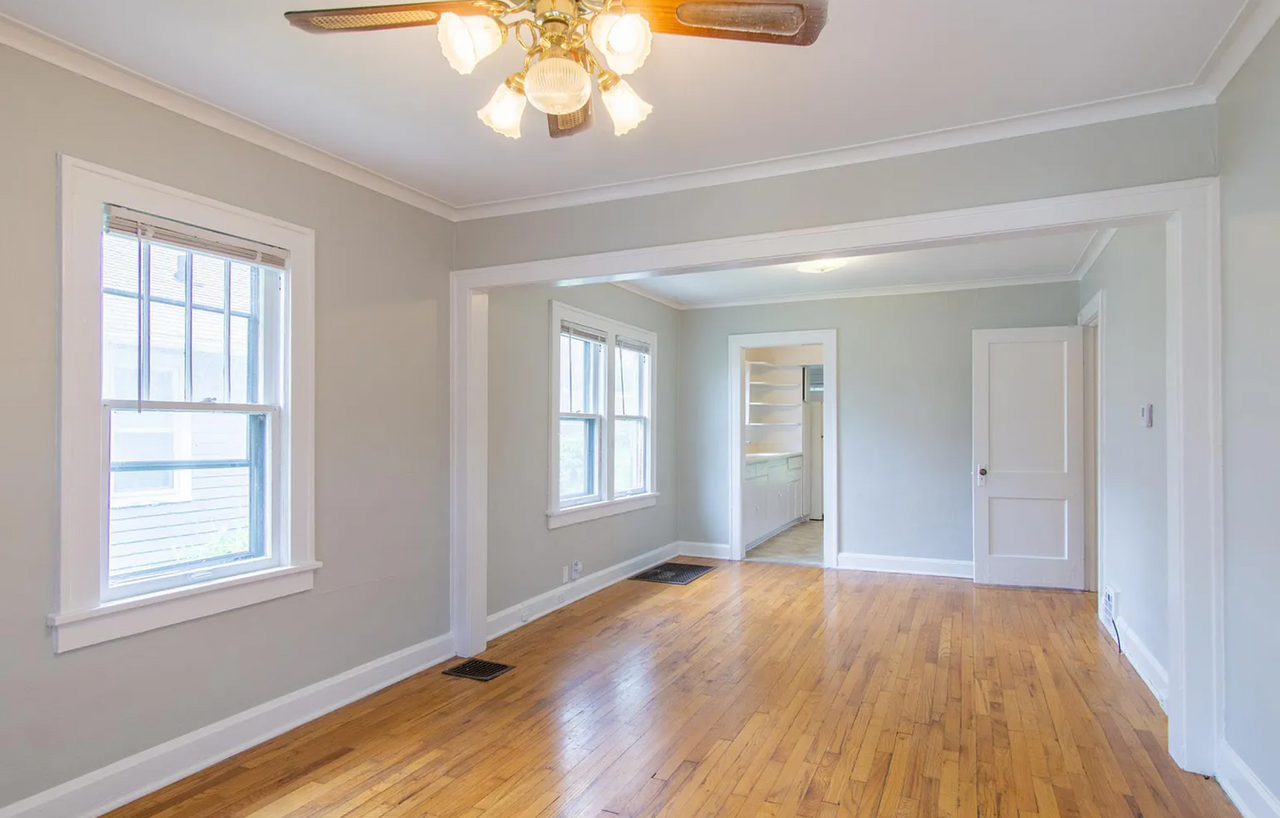 4714 Mercier St - Photo 4 of 13
