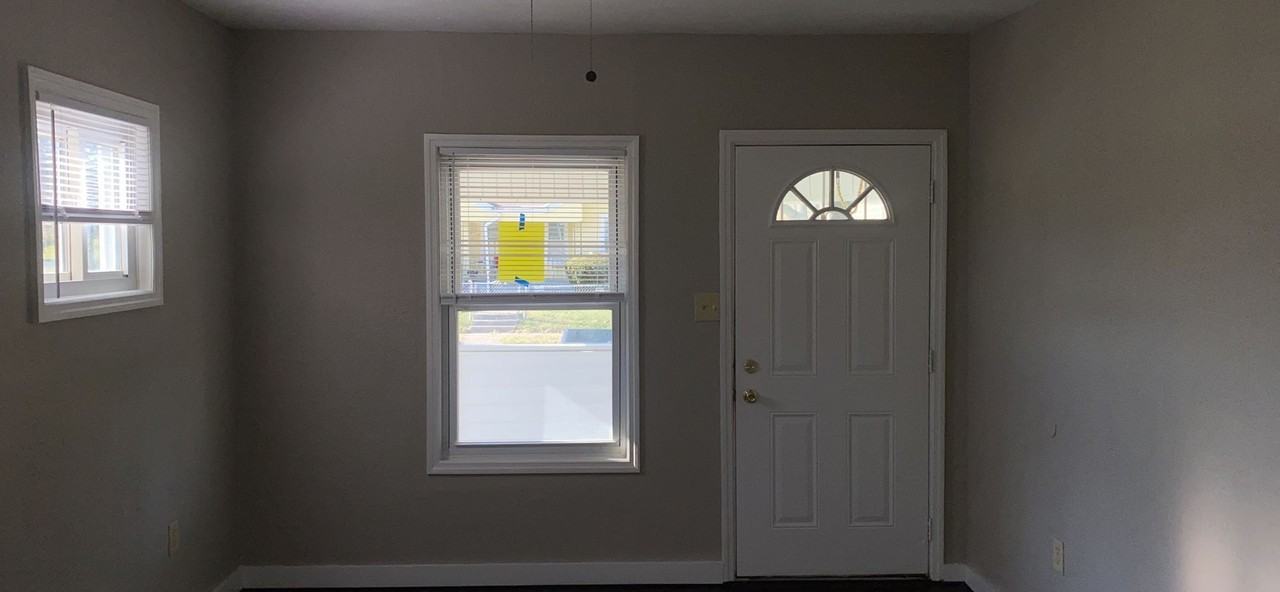 50 S Alder St - Photo 3 of 16