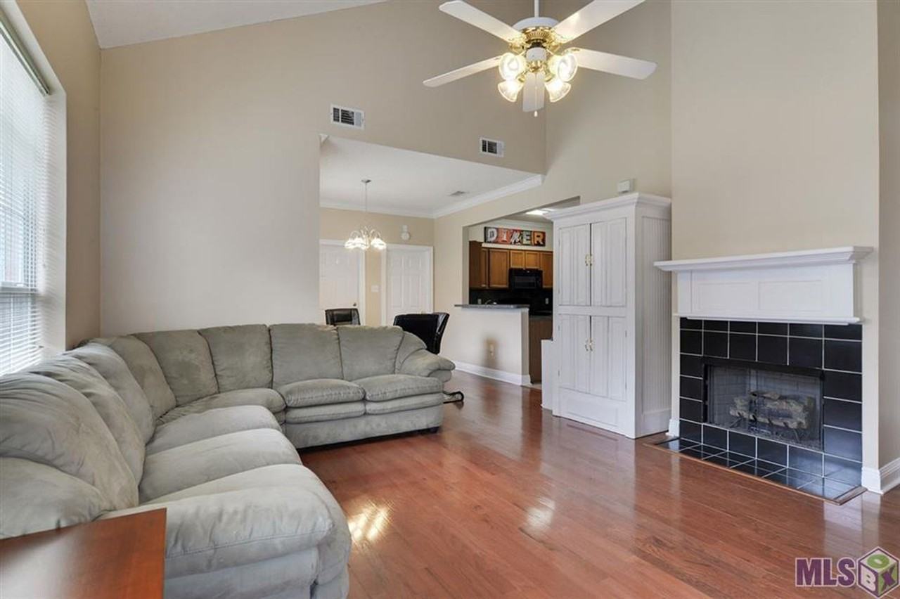 4464 Highland Rd #105 - Photo 3 of 10