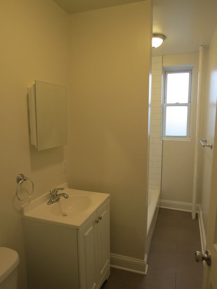 7803 Hudson Ave #C5 - Photo 6 of 7
