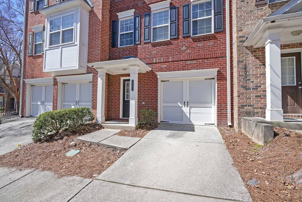 2217 Landing Walk Dr #2217 - Photo 2 of 20