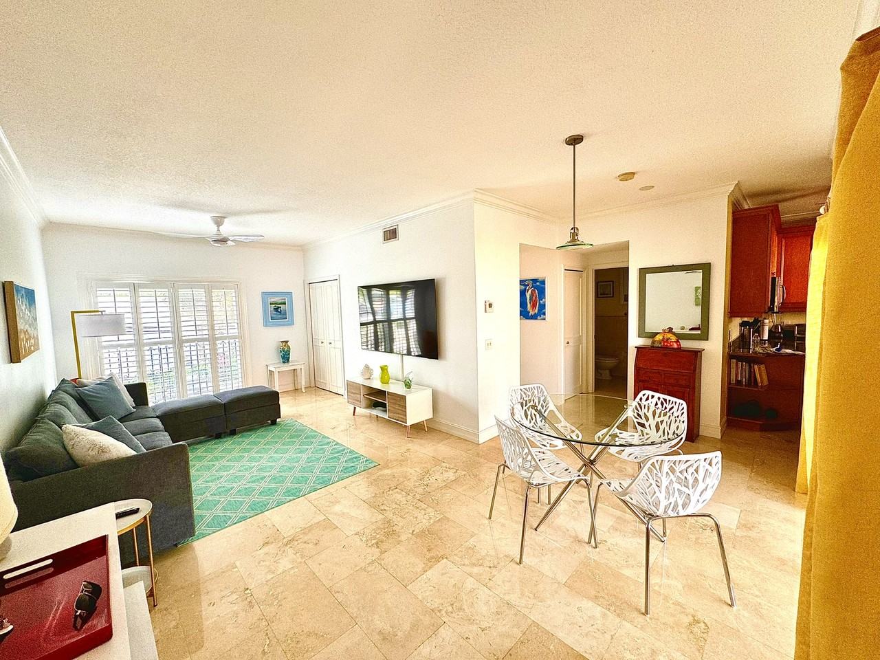 95 Northeast 4th Avenue #4 - Photo 2 of 27