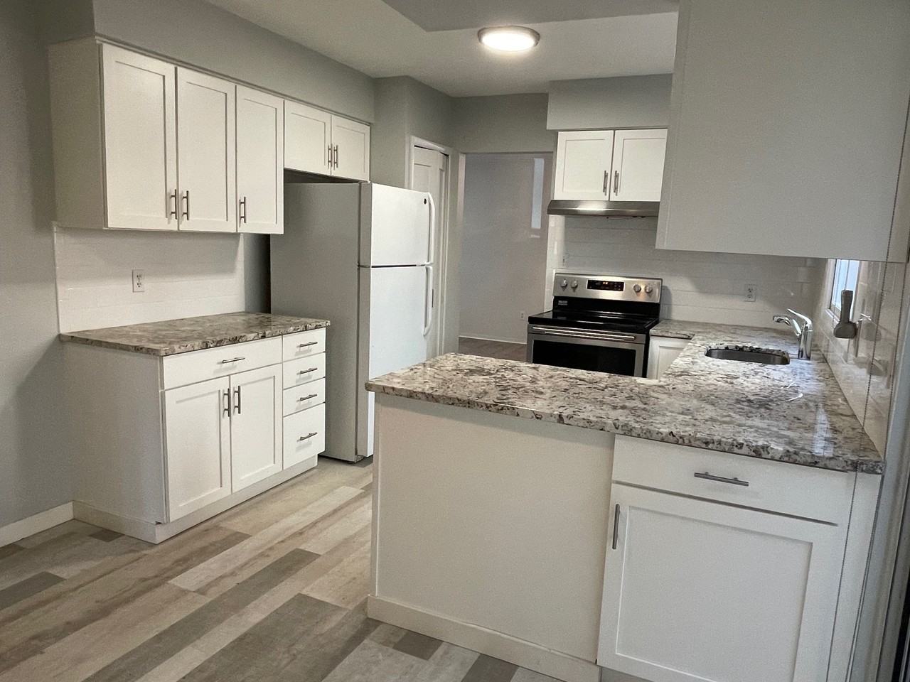 4090 Justin Court - Photo 2 of 9