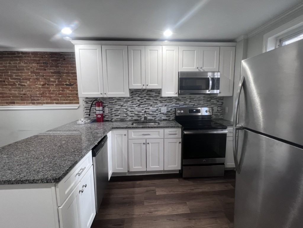 315 Meridian St #2 - Photo 2 of 11