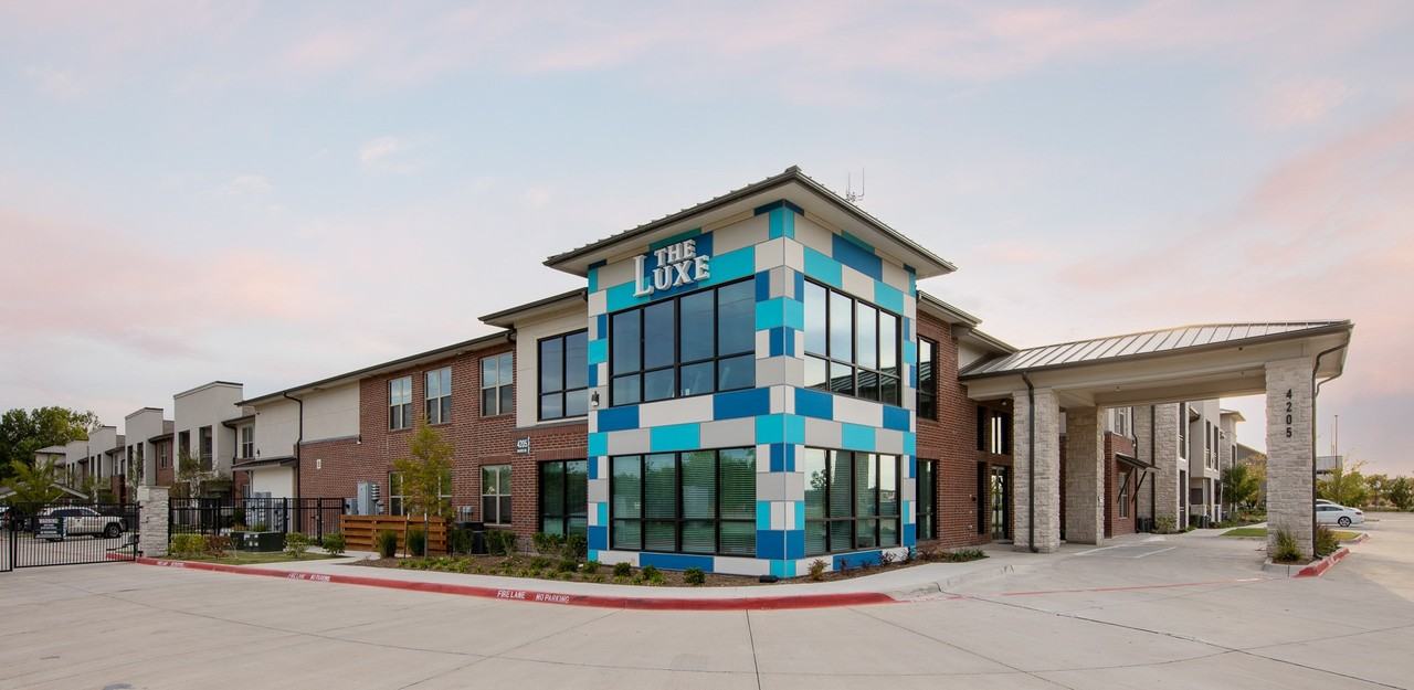 The Luxe at Rowlett 55+ Active Adult - Photo 2 of 33