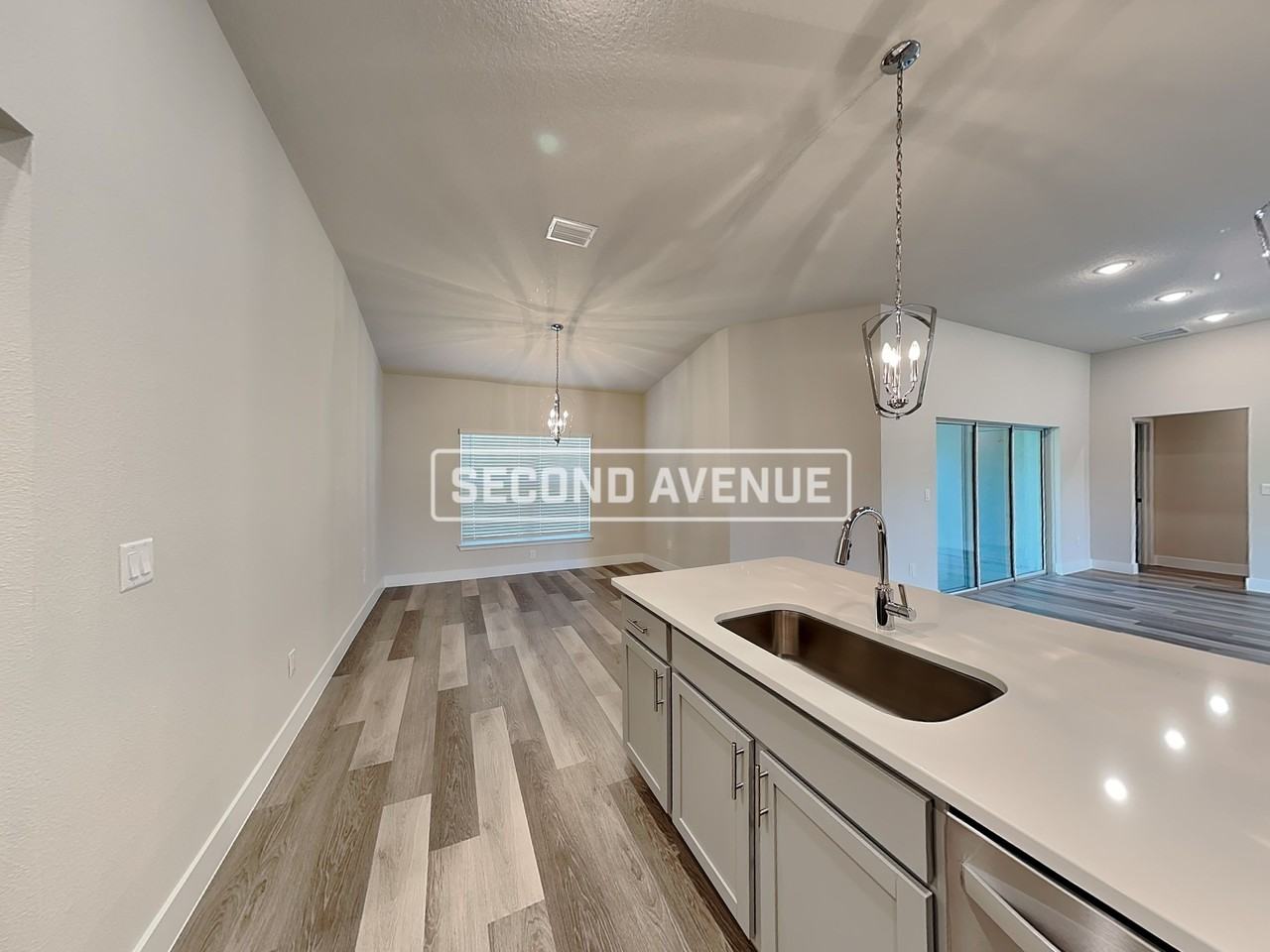 24 Uline Pl - Photo 6 of 20