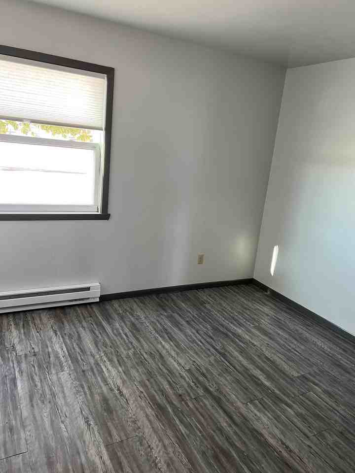 353 1st St #1 - Photo 5 of 11