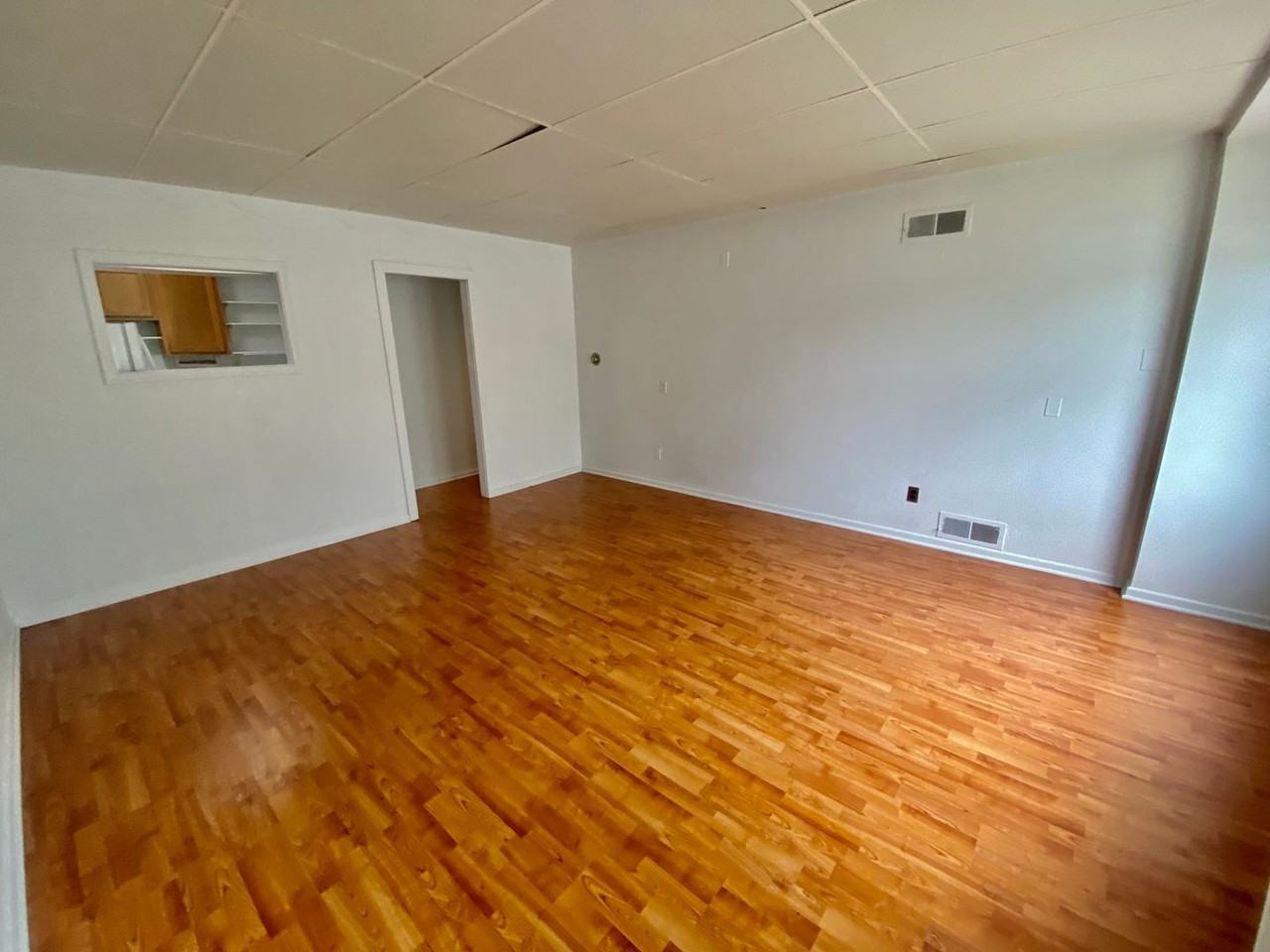 400 Perrin St. - Photo 2 of 35