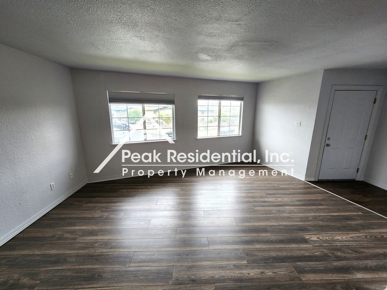 10540 Croetto Way - Photo 3 of 15