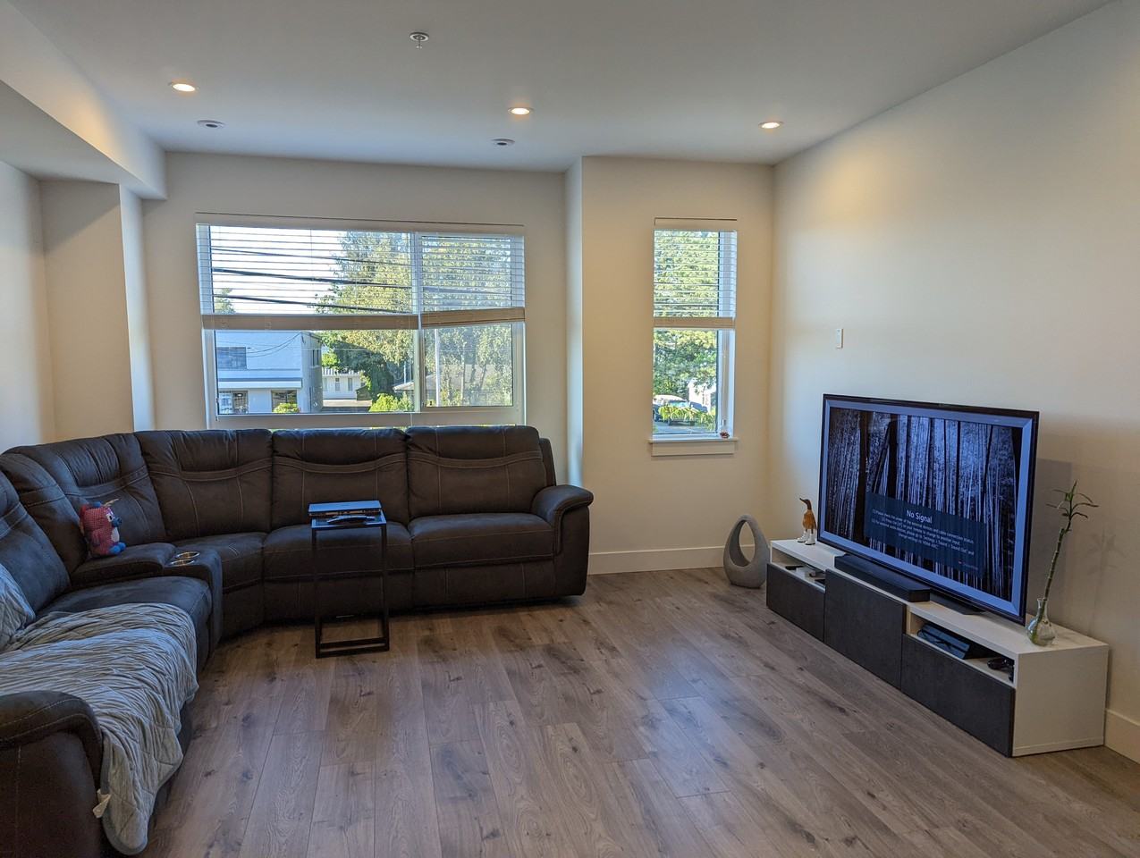 19624 56 Avenue - Photo 4 of 9