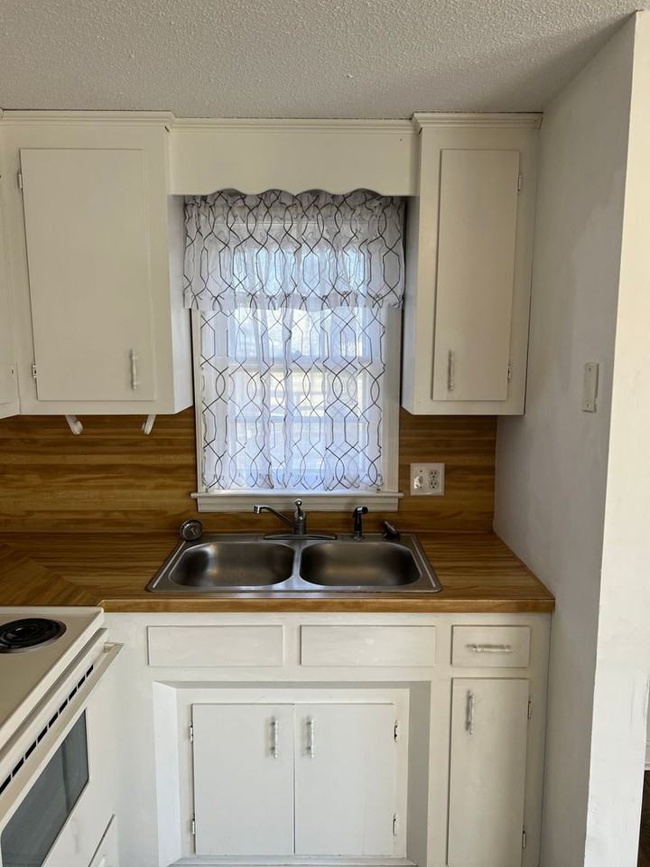 55 W Washington St - Photo 5 of 17