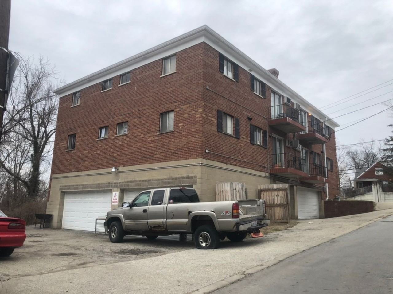 2323 Beechmont Ave. - Photo 2 of 11