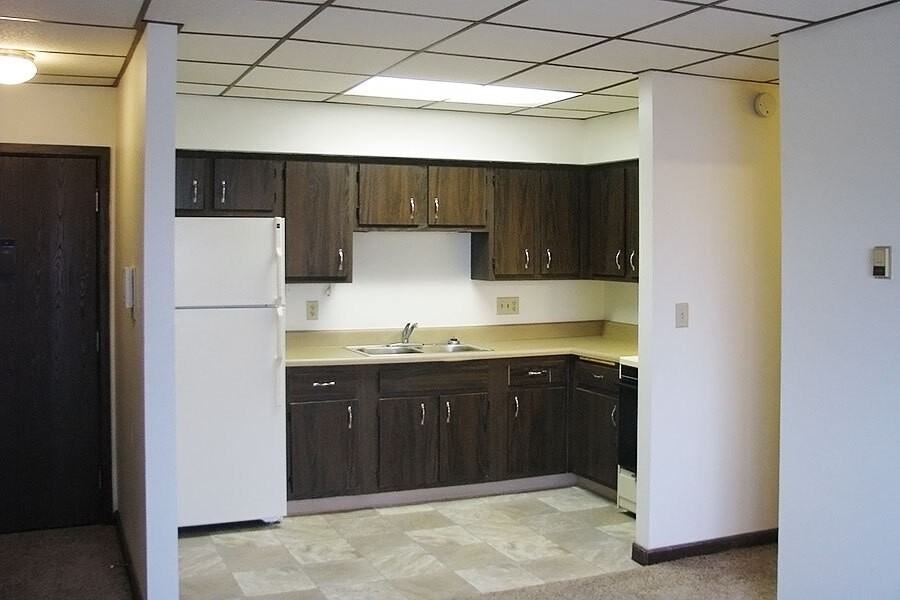 Alpine Apartments - Photo 2 of 6