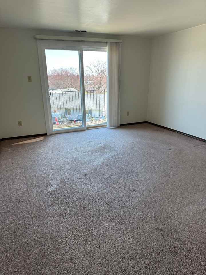 Kriderview Apartments - Photo 3 of 14