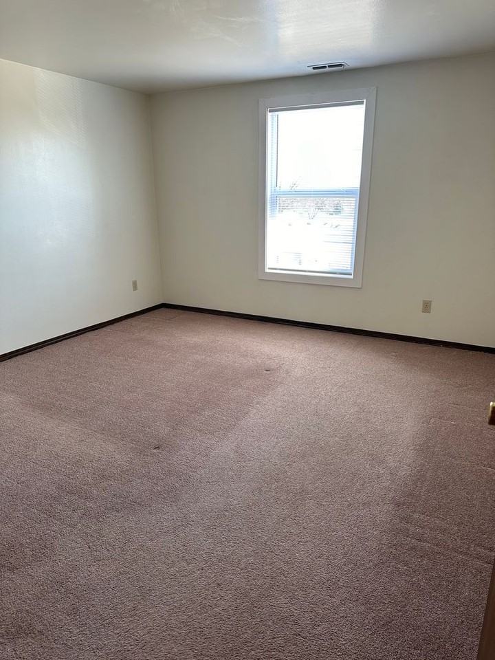 Kriderview Apartments - Photo 4 of 14