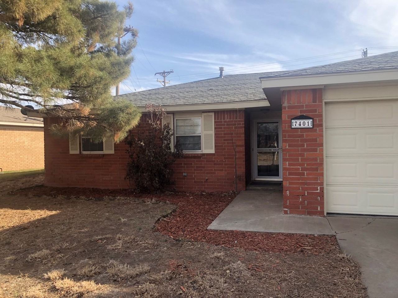 7401 Holyoke Trl - Photo 2 of 13