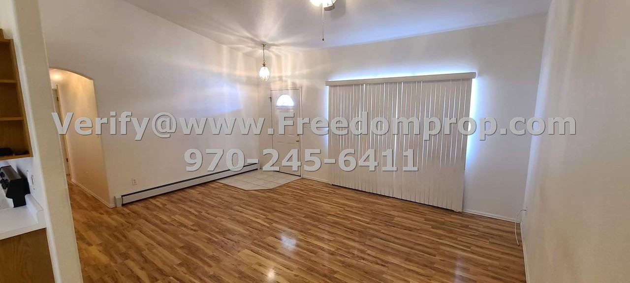 806 Elberta Ave - Photo 2 of 15