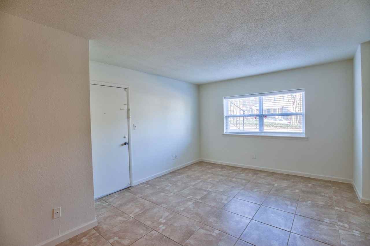 409 N. Gadsden Street - Photo 5 of 14