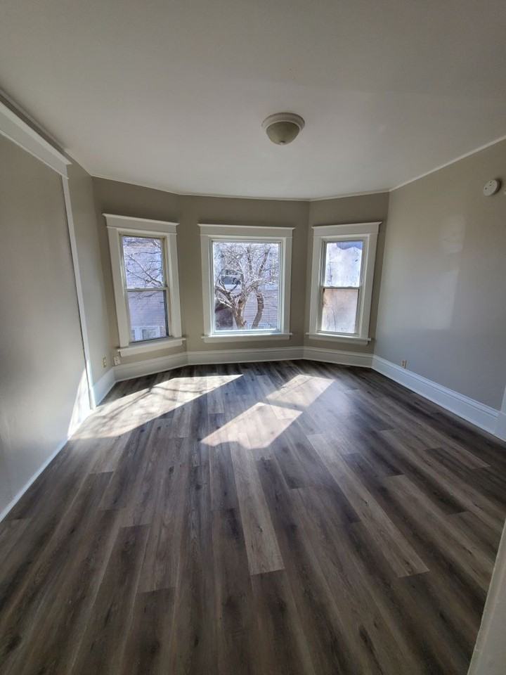 YP 1811 60th St - Photo 2 of 4