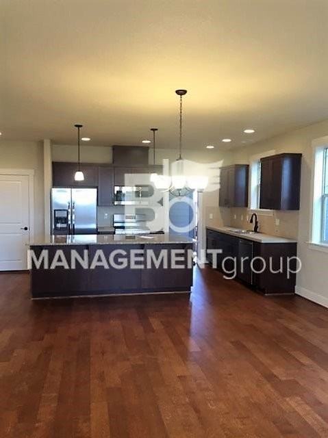 6715 Nw Mayflower Pl - Photo 3 of 18