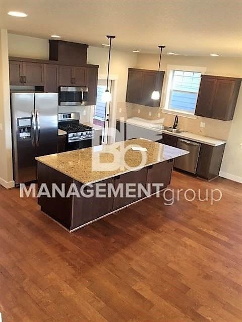 6715 Nw Mayflower Pl - Photo 4 of 18