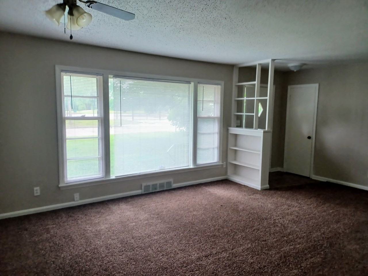 1111 N Roosevelt St - Photo 3 of 12