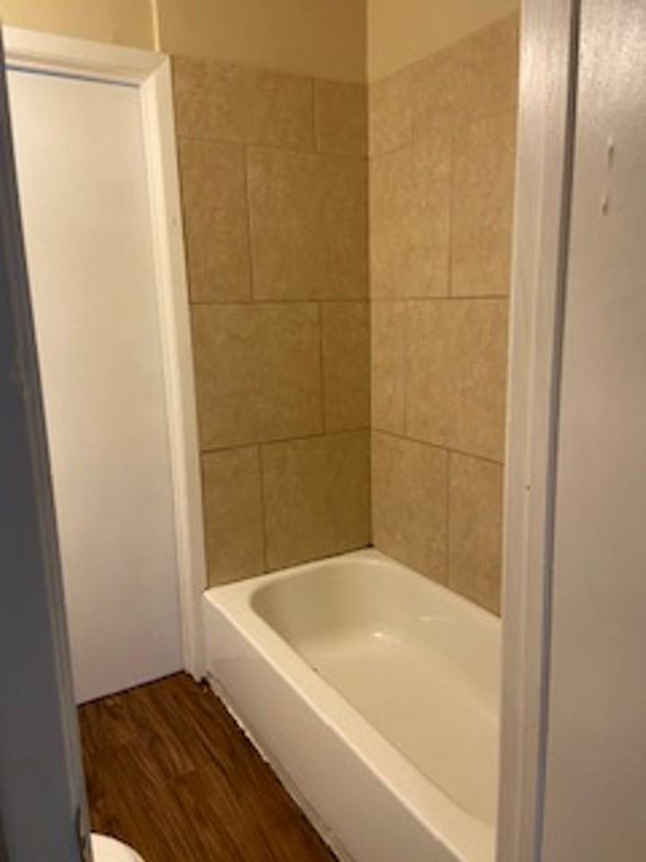 2812 Russell Ave - Photo 6 of 9