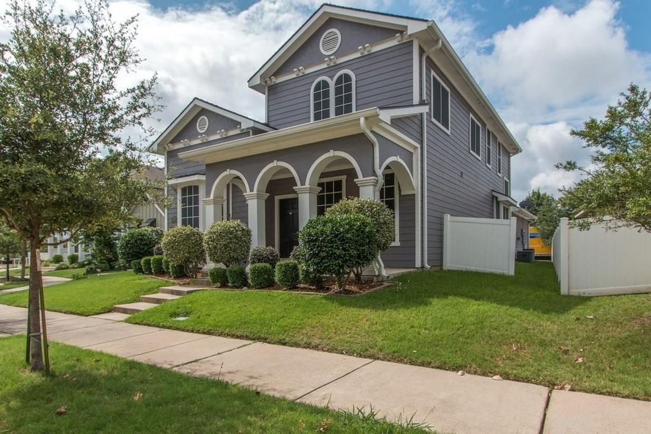 1920 Blue Ridge Ct - Photo 2 of 33