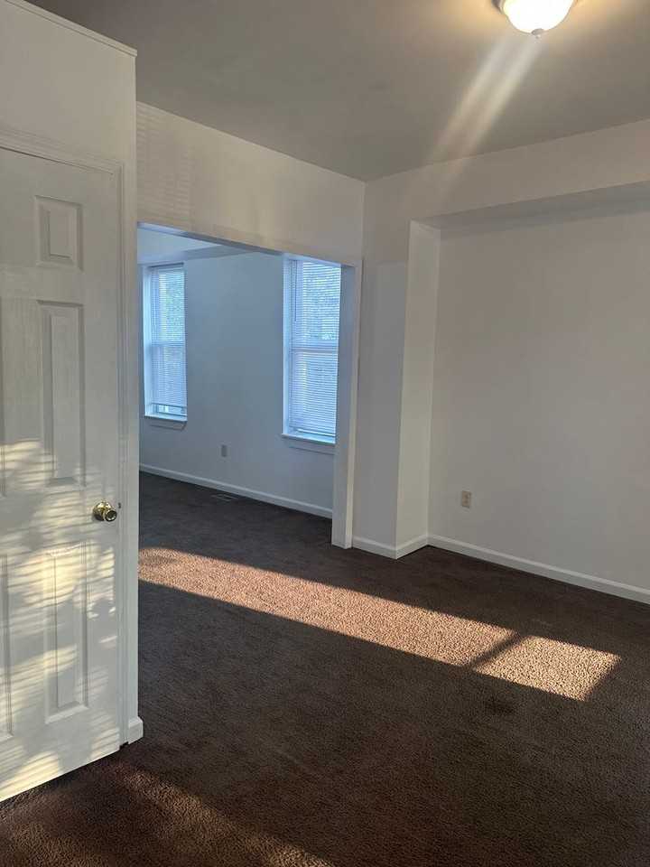 2251 Annapolis Rd - Photo 2 of 23