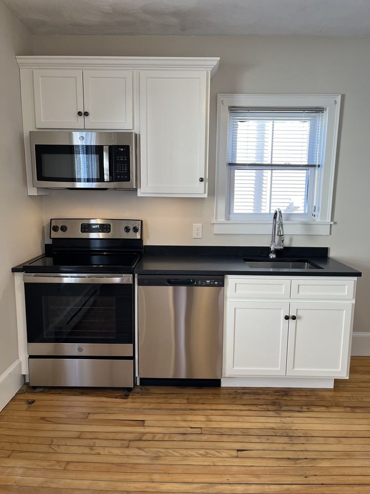 33 Howard Street #1 - Photo 3 of 15