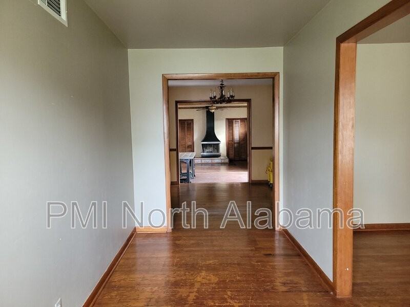 3503 Crestmore Cir Nw - Photo 2 of 30