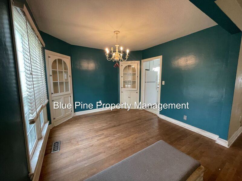 234 8th St - Photo 3 of 22