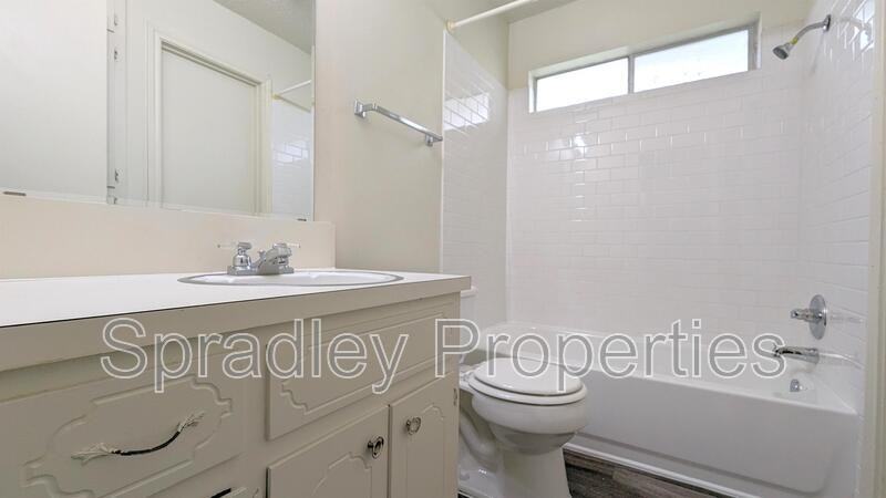 326B Tucson Dr - Photo 6 of 9