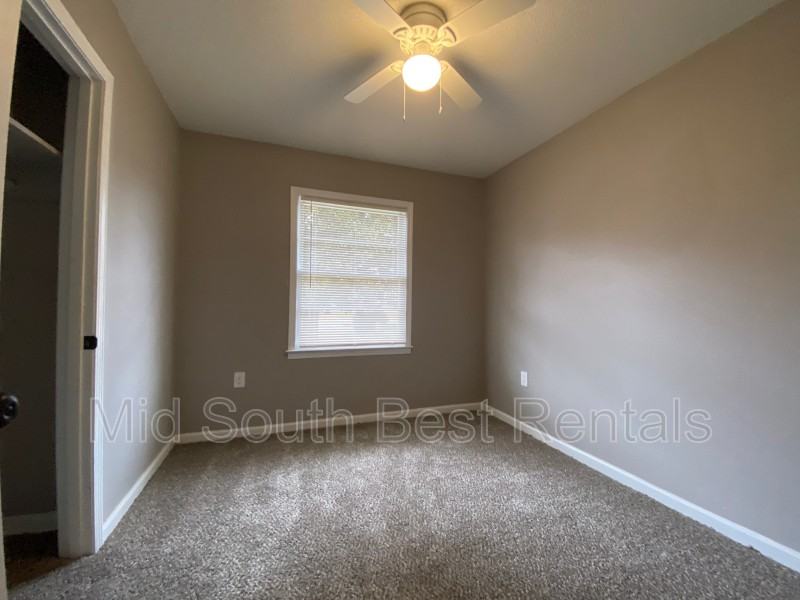3331 Redbud Rd - Photo 2 of 8
