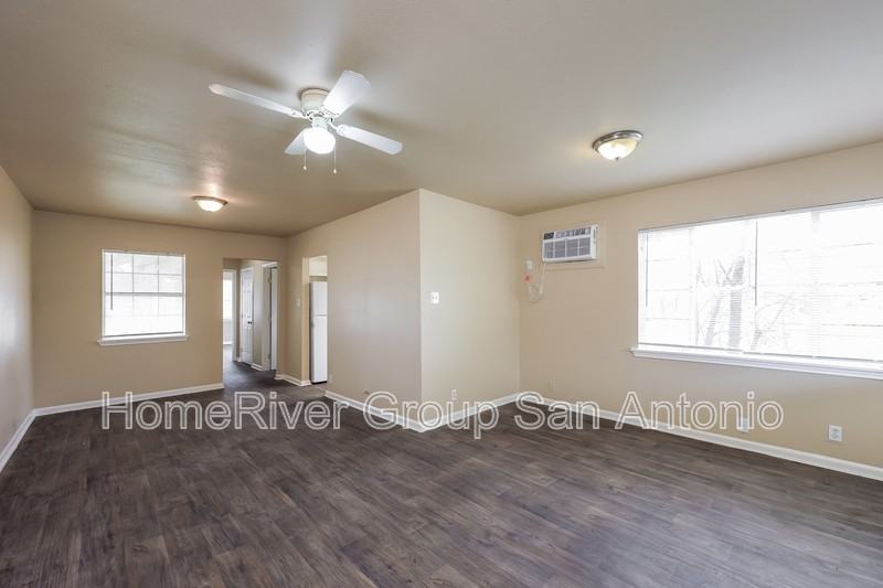 1518 Donaldson Ave - Photo 3 of 17