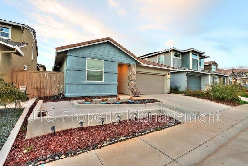 11977 Mircado Way - Photo 3 of 42