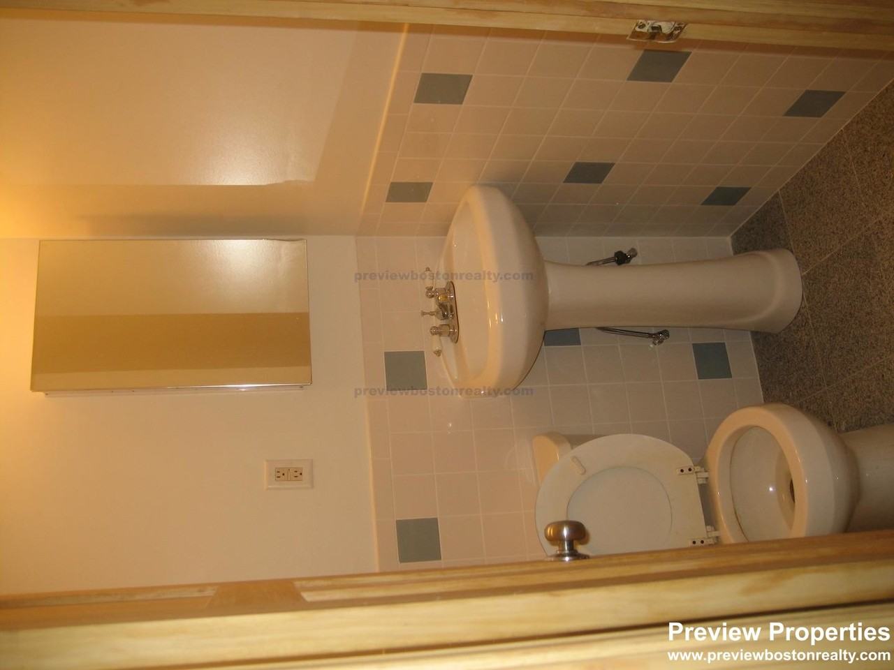 Highland St #3P - Photo 7 of 11