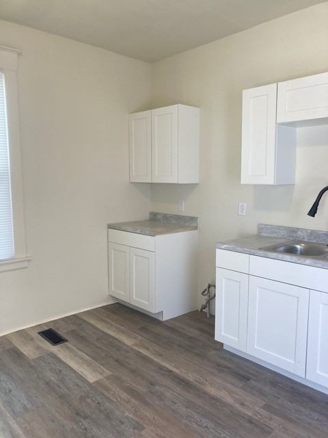 2419 Northeast Madison Avenue - Photo 3 of 18