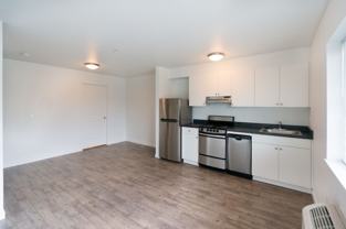 5624 SE 22nd Avenue - Photo 1 of 1