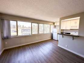 Mercer Vista Apartments - Photo 1 of 1