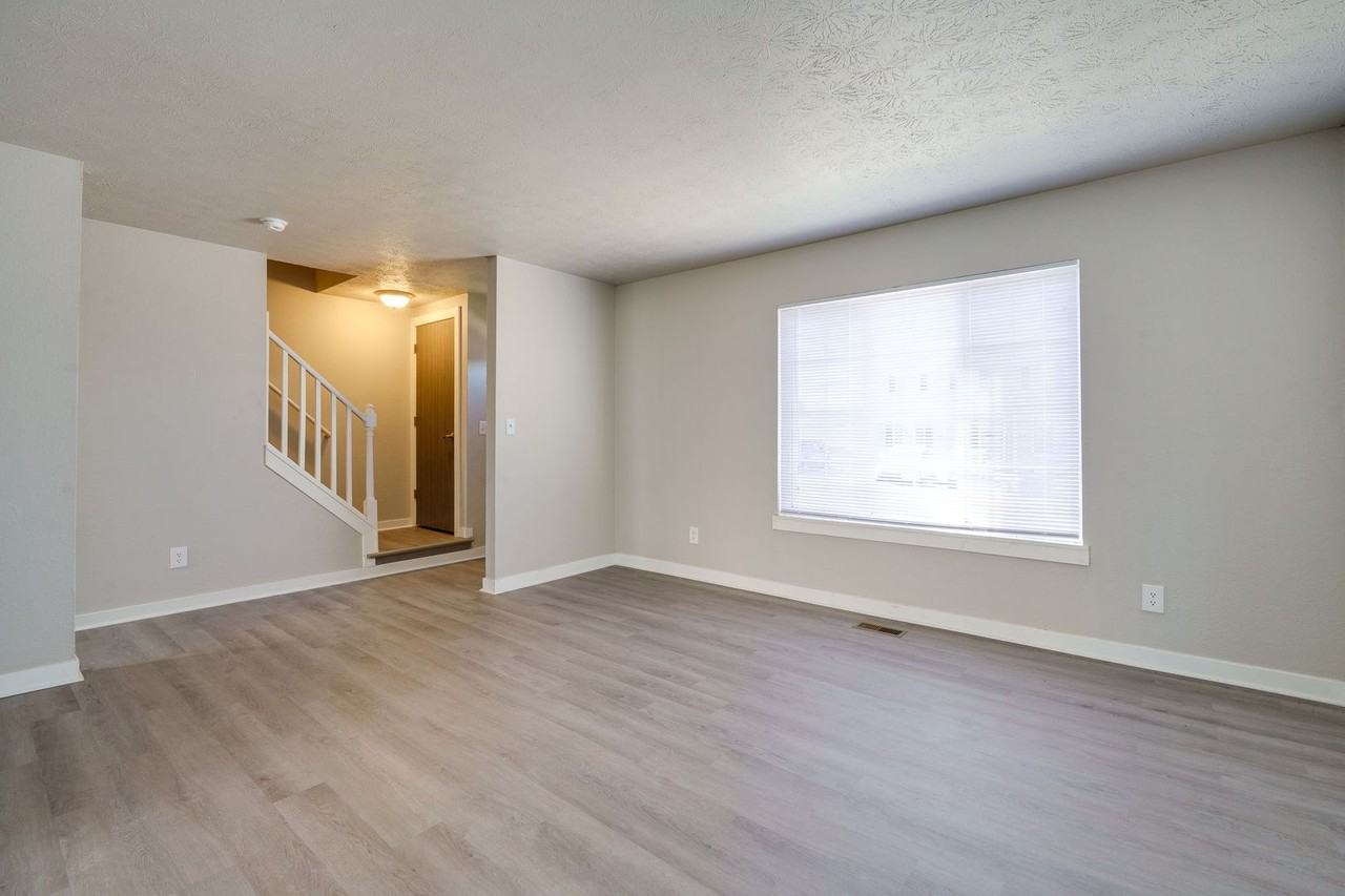 The Legends - Photo 6 of 50